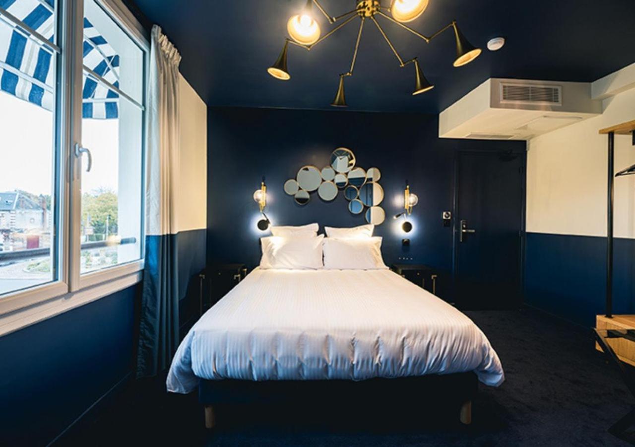 Hotel Saintchristophe Houdan Екстериор снимка